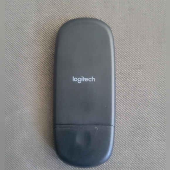 Logitech Remote Control R-R0007 - Picture 2 of 3